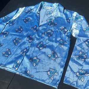 Y2K 90’s Vintage Satin Top Blue Baby Girl Butterfly All-Over Print